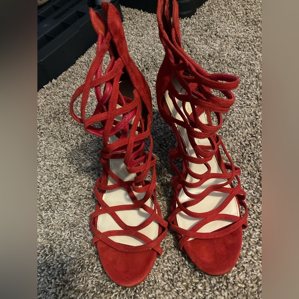 Sexy, Red, Jessica Simpson, strappy pumps!